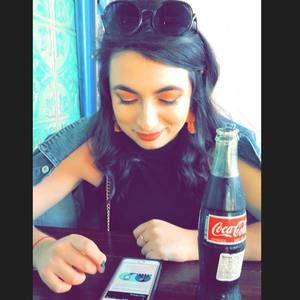 Meet your Posher, Mariana